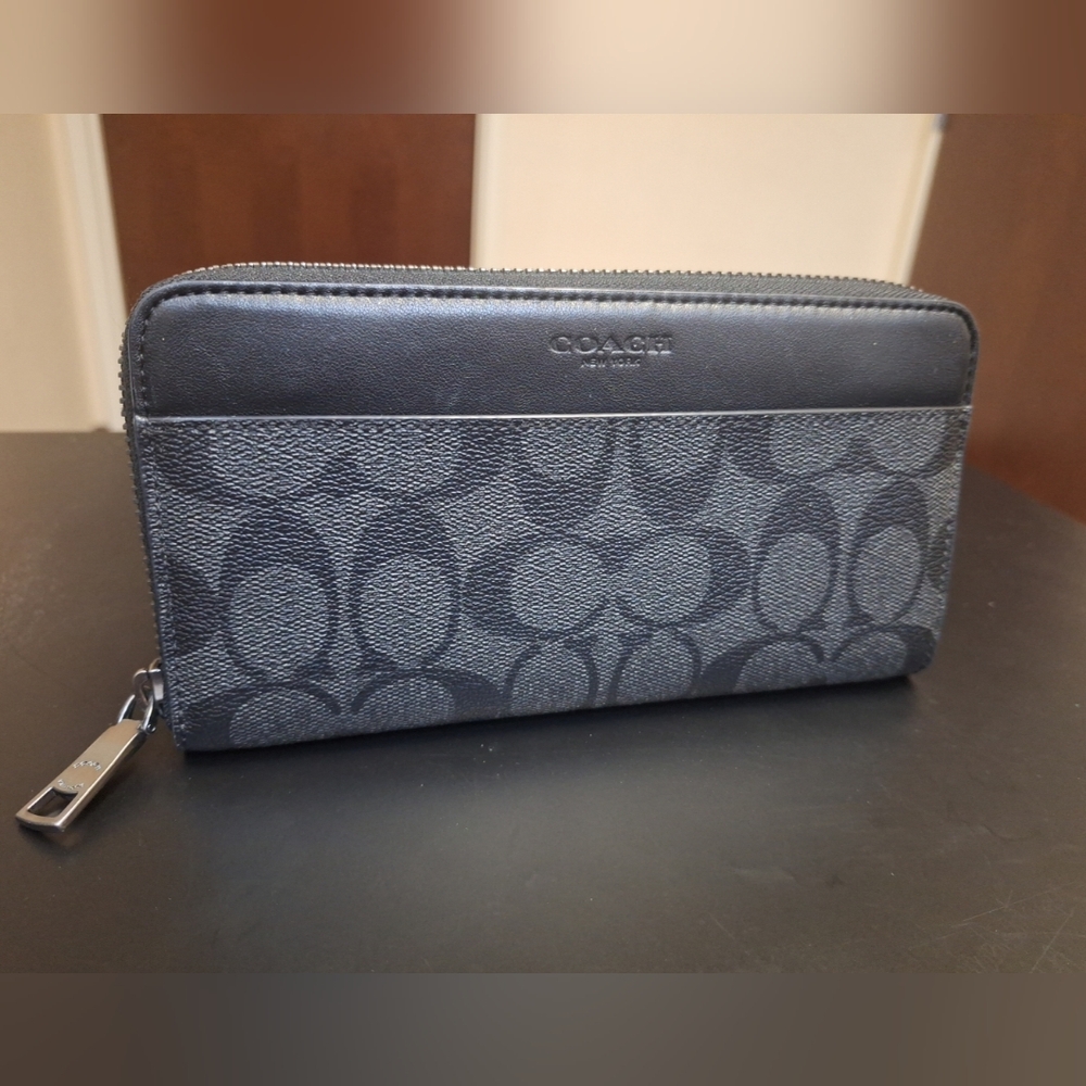 Coach F58112 Charcoal and Black Signature Long Zip Around Wallet